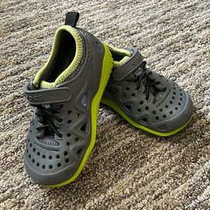 Crocs kids shoes size 8